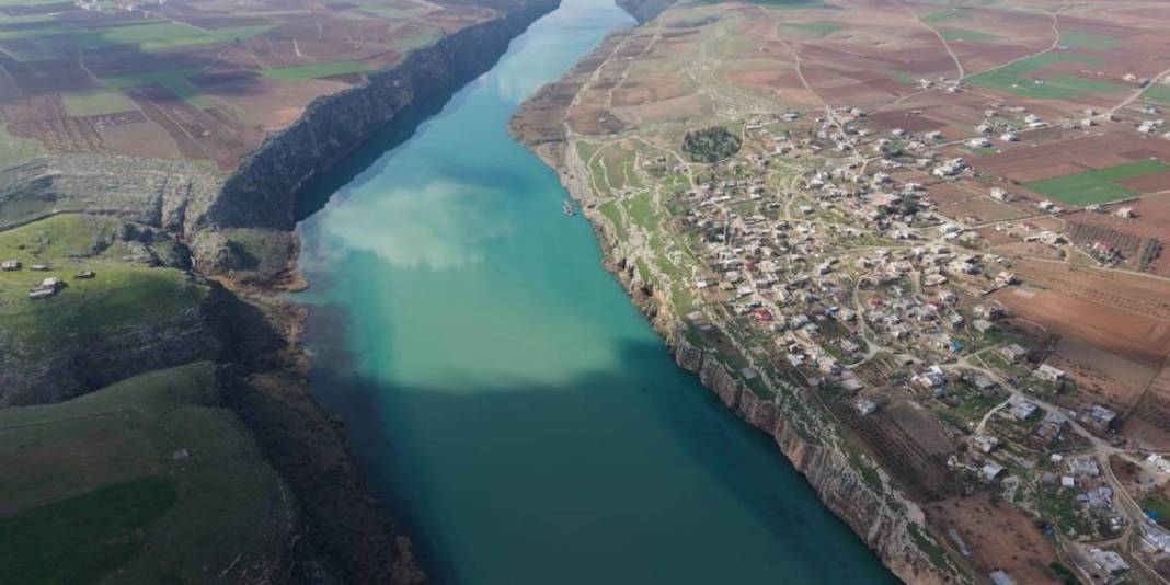 Taş yapıları ve tarihi kalıntılar geçmişine ışık tutuyor: Kızılin Köyü göreni mest ediyor 2